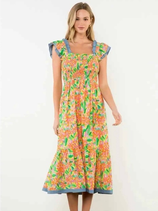 THML Dresses & Skirts - THML Floral Smocked dress